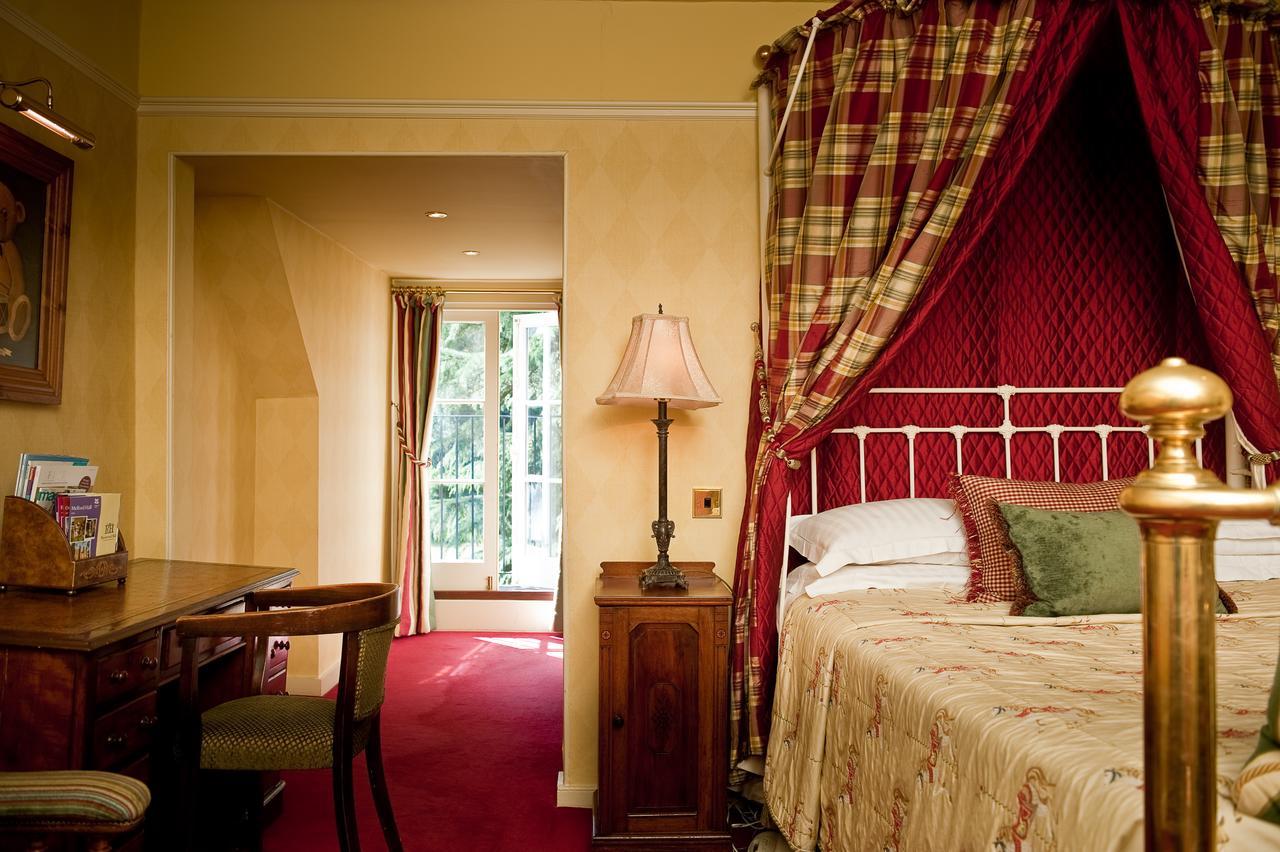 Ravenwood Hall Hotel Bury St. Edmunds Exterior foto